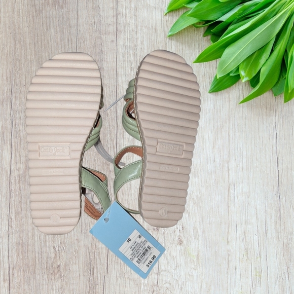 Toddler Cat & Jack Criss Cross Sandal, 10 - Picture 3 of 4